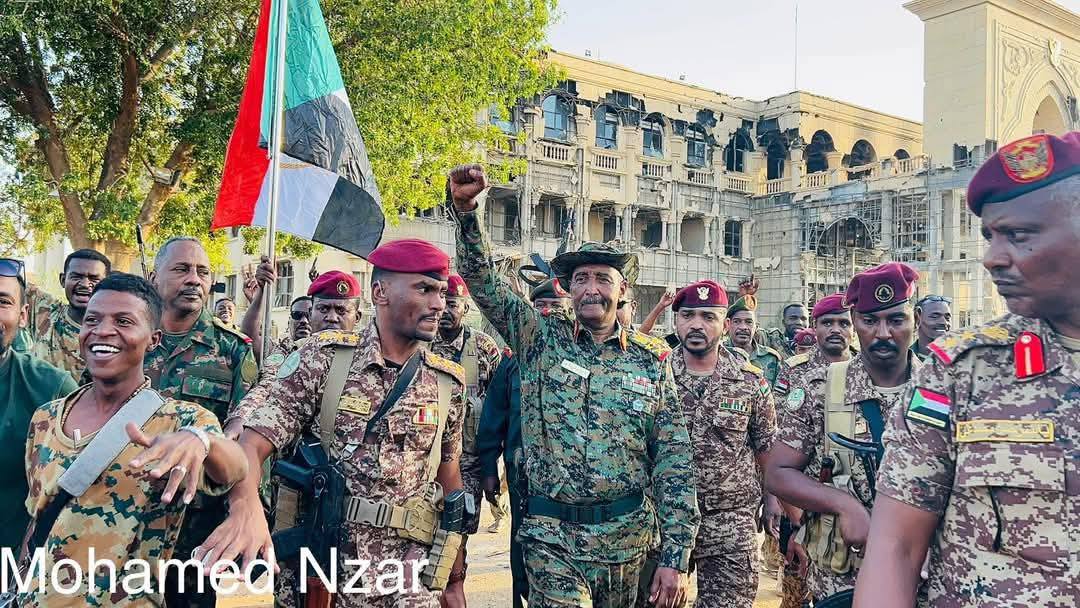 البرهان من القصر الجمهوري: "انتهى الأمر.. الخرطوم حرة"